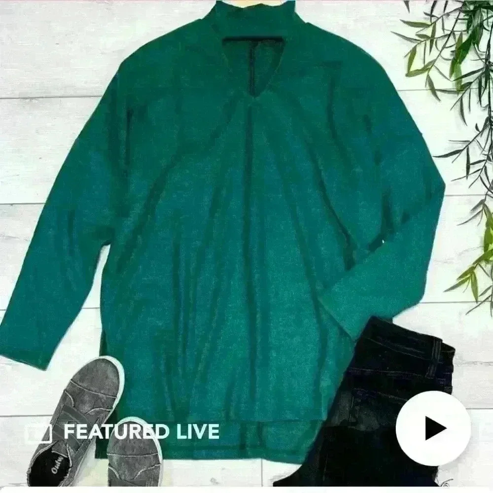 Hunter green top #29